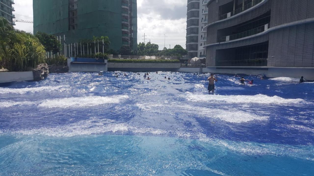 Azure Urban Resort Staycation Manila Exterior foto